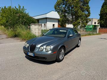 Jaguar S-Type (X207) 2.7 diesel V6 cat Exec.