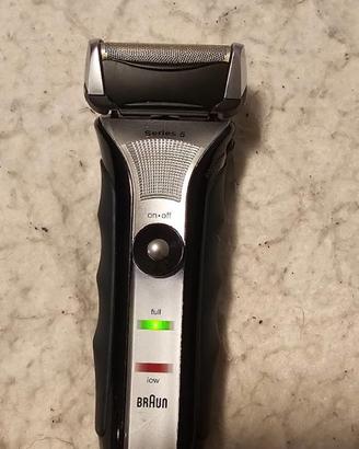 Rasoio elettrico Braun serie 5