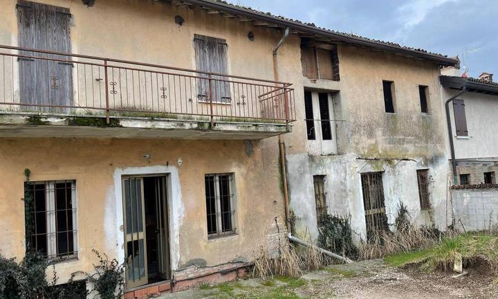 Ideale Artigiani ed Investitori! - Porzione di Cas