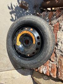 Ruota di scorta 125/90 R15 e crick
