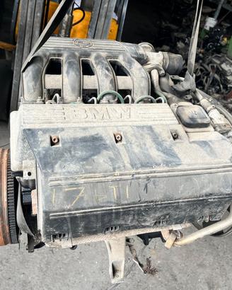 Motore bmw 174T1