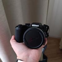 Macchina fotografica nikon