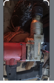 Trapano demolitore pneumatico