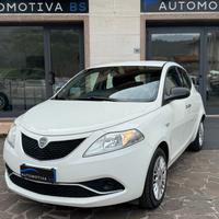 Lancia Ypsilon 1.2 69 CV 5 porte Silver