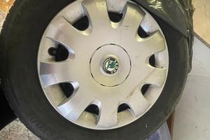 4 Cerchi  con borchie 195/65/r15