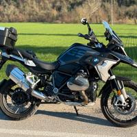 Bmw r125 gs triple black