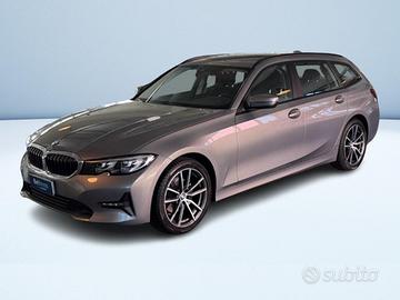 BMW Serie 3 320d Touring mhev 48V xdrive Business