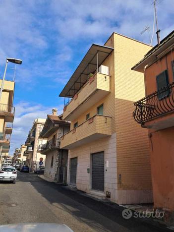 Appartamento a Guidonia Montecelio - Guidonia