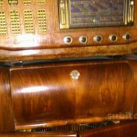 Radio Allocchio Bacchini con mobile