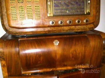 Radio Allocchio Bacchini con mobile