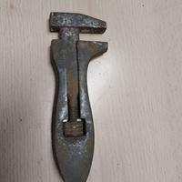 Antica chiave inglese registrabile a rullo