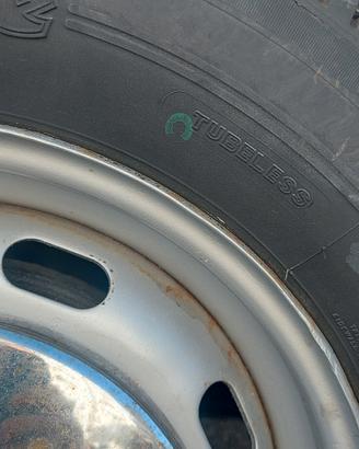 Cerchi e pneumatici Maggiolino Maggiolone 