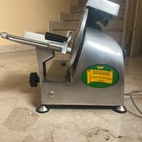 Affettatrice Professionale Essedue lama 220