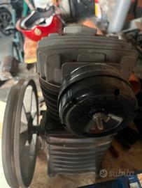 Testata per compressore