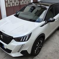 Peugeot 2008 GT 1.2 PureTech 130 CV EAT8 (07/2023)