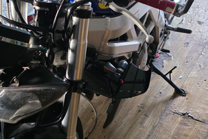 Suzuki sv 650 street fighter