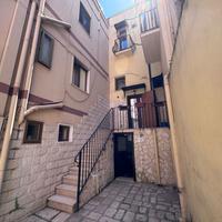 Bari-Borgo antico- (Ad.ze Largo Albicocca)