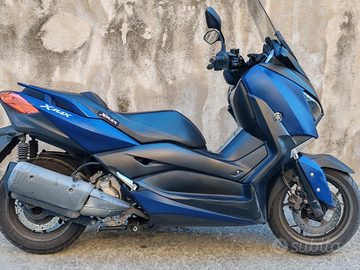 Yamaha xmax 300