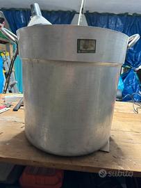 Pentola in alluminio