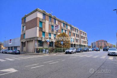 TRILOCALE DOPPI SERVIZI IN SAN PAOLO CON BOX !!!