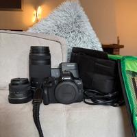 Canon EOS R50+Accessori Extra-Praticamente Nuova