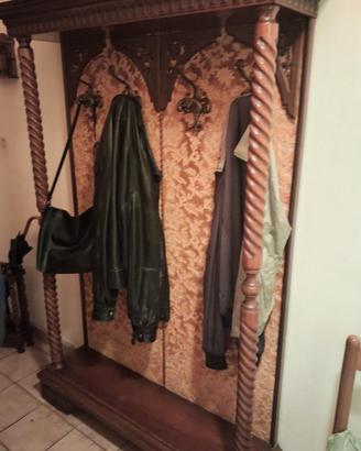 attaccapanni in legno 