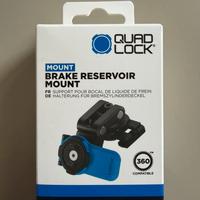 Quadlock brake reservoir mount