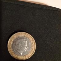 TWO POUND  2001 REGINA ELIZABET II