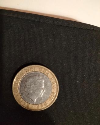 TWO POUND  2001 REGINA ELIZABET II