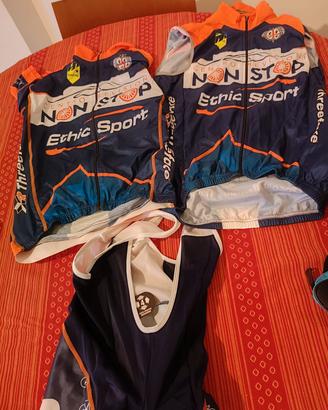 tuta ciclismo 