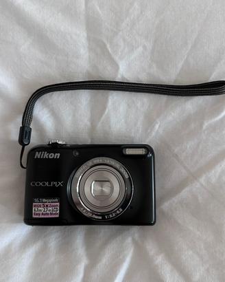 Macchina fotografica Nikon coolpix L27