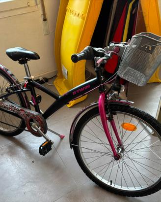 Bicicletta bambina con marcie ruota 24