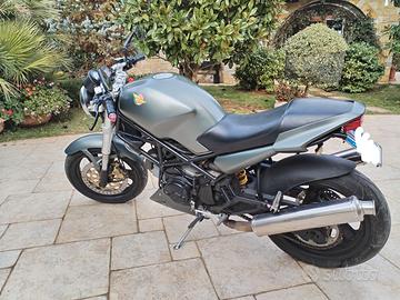 Vend0 o Scambi0 Ducati Monster 600