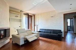 Attico / Mansarda di 130 m² con 3 locali e box aut
