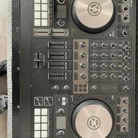 Traktor S4 MK3