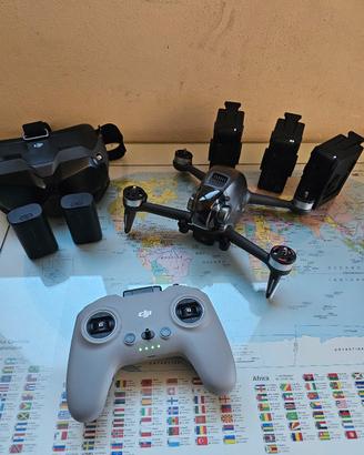 DJI FPV COMBO COMPLETO PRATICAMENTE NUOVO
