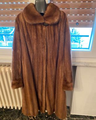 Elegante cappotto in pelliccia di vero visone