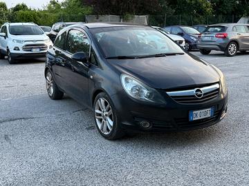 Opel Corsa 1.2 3 porte Club