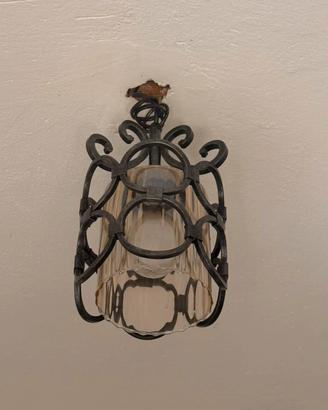 Lampadario Vintage in Ferro Battuto Vetro Ambrato