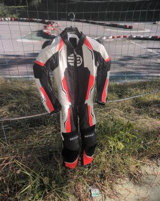 tuta mini moto bimbo