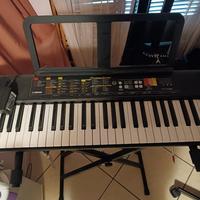 pianola YAMAHA elettrica 