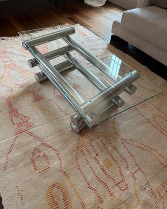 Tavolino in vetro stile industriale