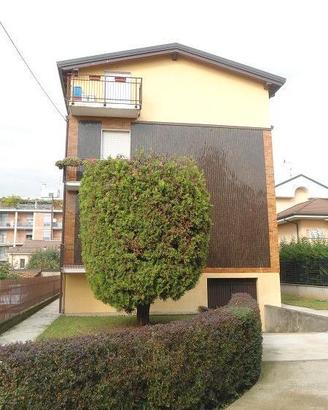 Ampio trilocale in contesto molto tranquillo