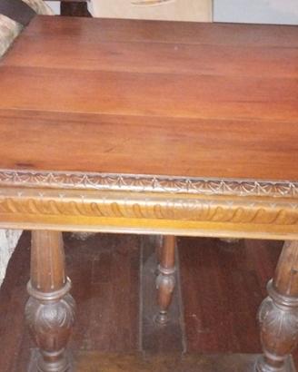Tavolo primi ’900 in legno massello