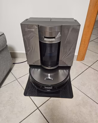 Ecovacs X11 OmniCyclon ancora  in garanzia