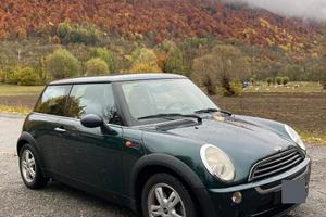 Mini one 1.6 anno 2005 ok per neopatentati