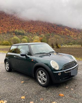 Mini one 1.6 anno 2005 ok per neopatentati