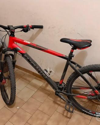 MTB Rockrider 560