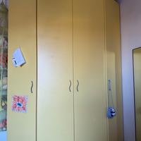 Armadio più scrivania e libreria