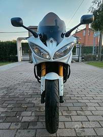 Yamaha Fazer 8